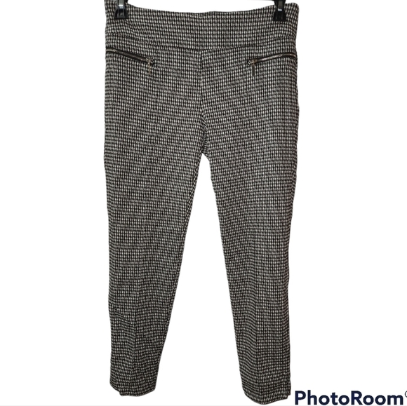 3/$25 -   SIZE 10 Kenar Skinny Pants - Picture 1 of 6